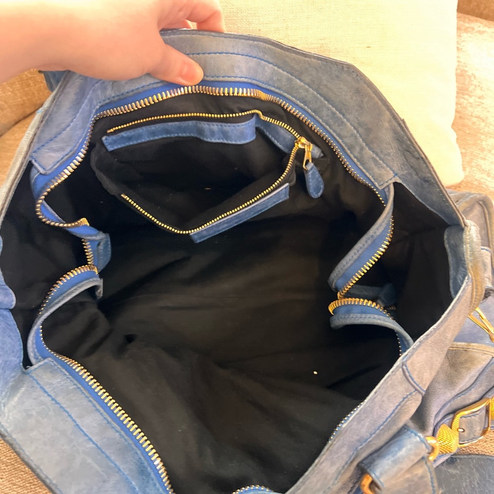 Balenciaga Vintage Le City Part Time Blue Leather Bag - Picture 12 of 15